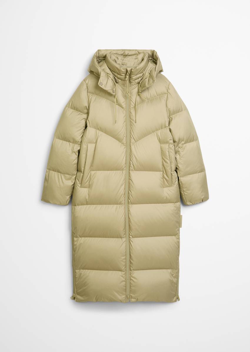 Down puffer coat with hood relaxed made from water-repellent ripstop