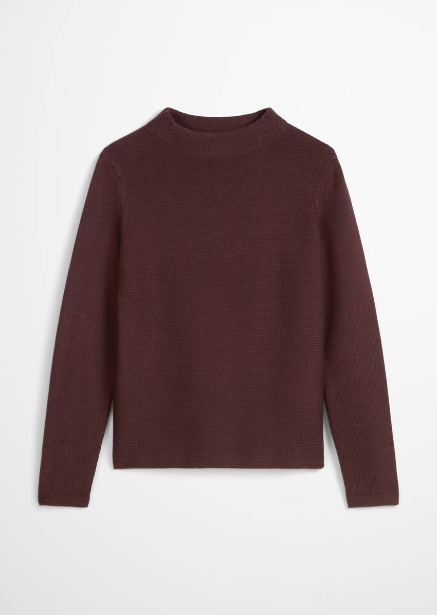 Knitted sweater slim made from organic cotton