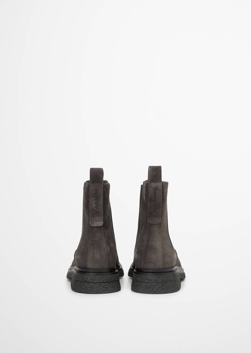 Chelsea boot made from soft suede