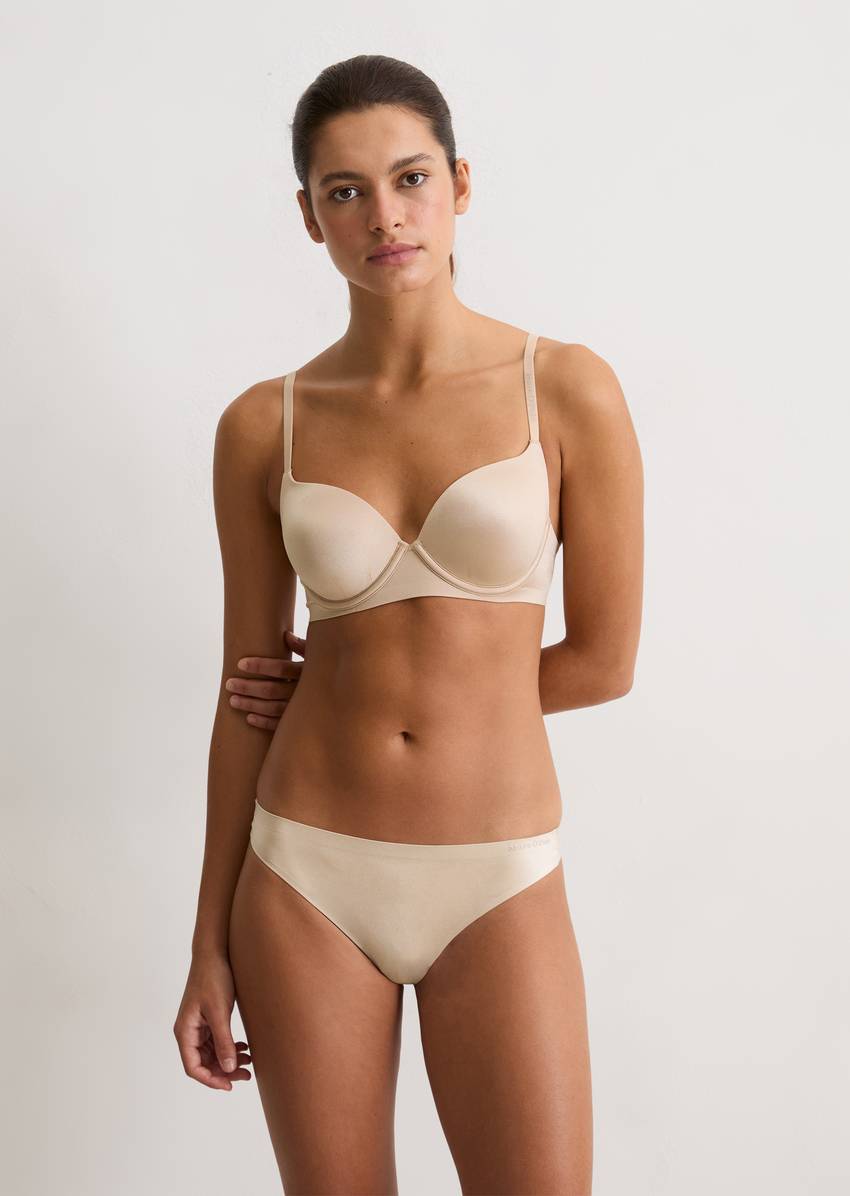 String in a pack of 2