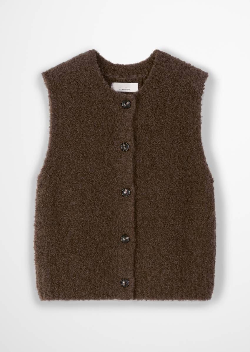 Regular sleeveless cardigan made from a wool/alpaca wool mix