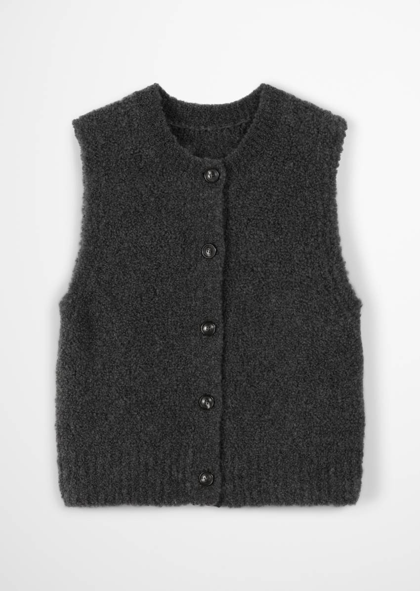 Regular sleeveless cardigan made from a wool/alpaca wool mix
