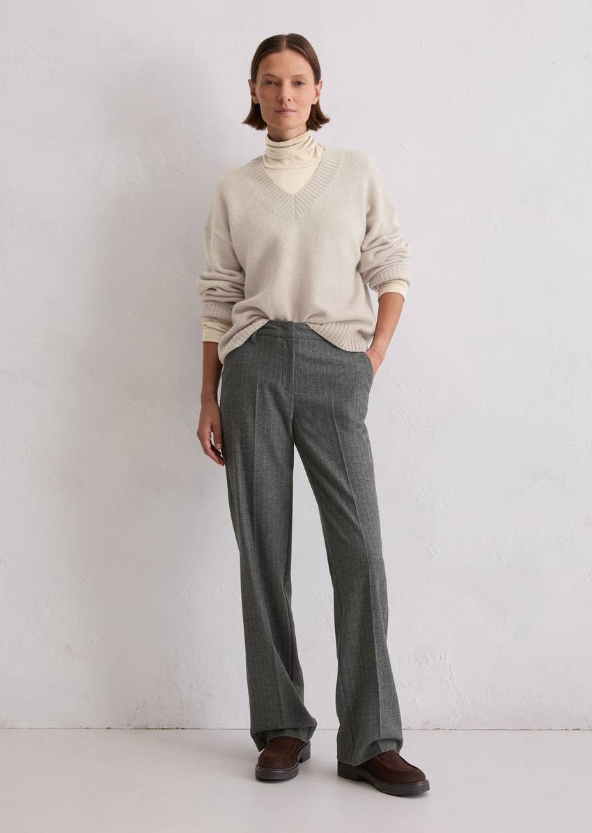 Tailored pinstripe trousers made from wool-viscose blend stretch
