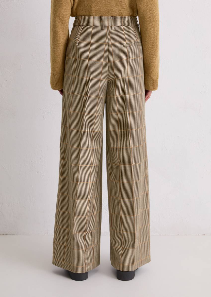 Suit-style trousers wide made from a polyester-wool-viscose mix