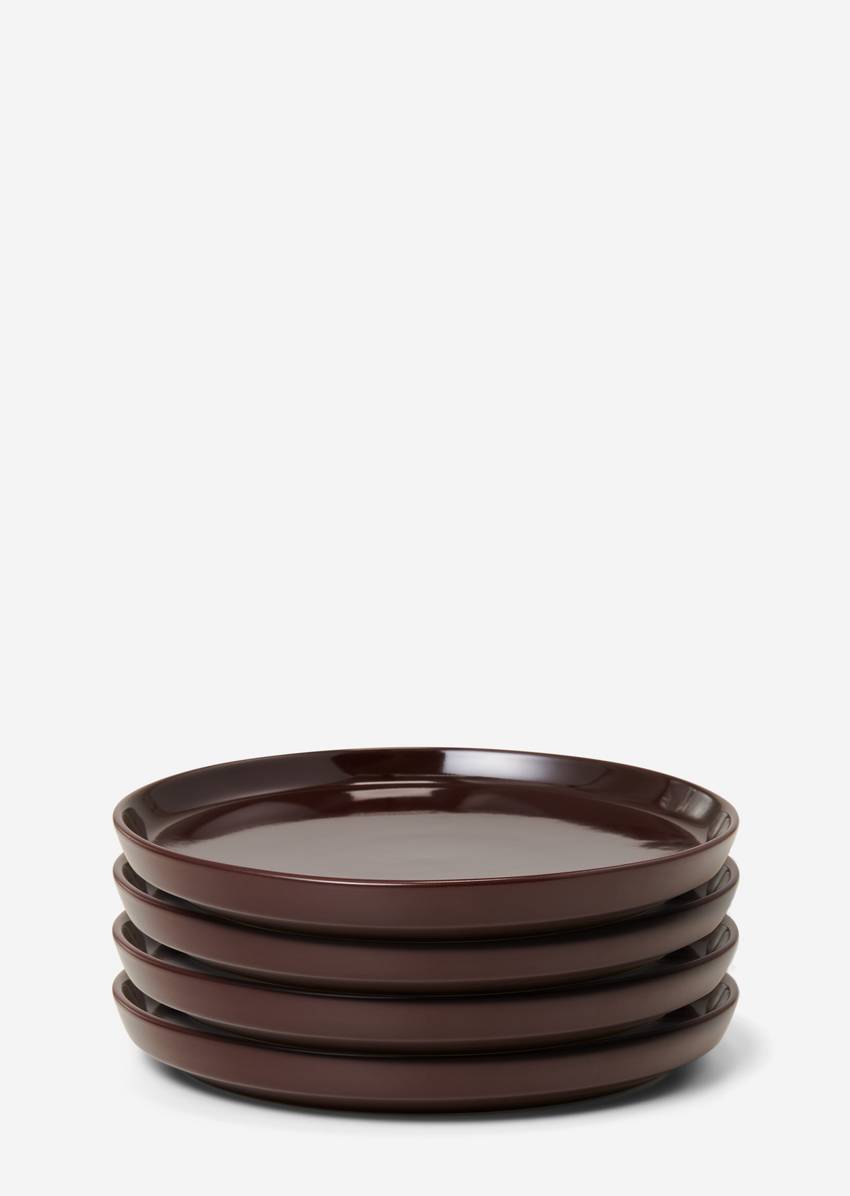 Small plate Model Moments in set of 4