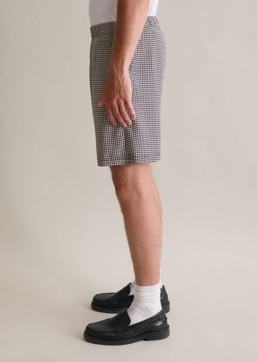 Shorts regular made from soft viscose
