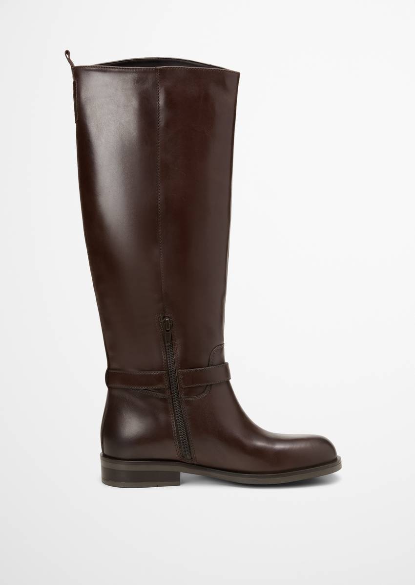 Long-shaft boots with riding boot character