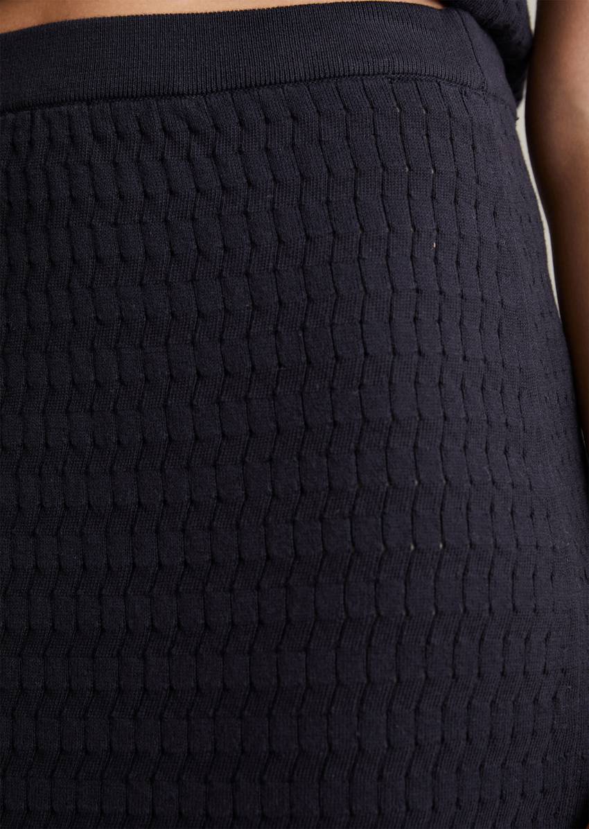 Regular knit skirt made from soft cotton yarn