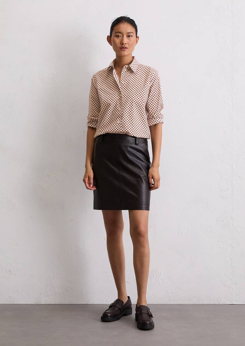 A-shape blouse made from papertouch poplin