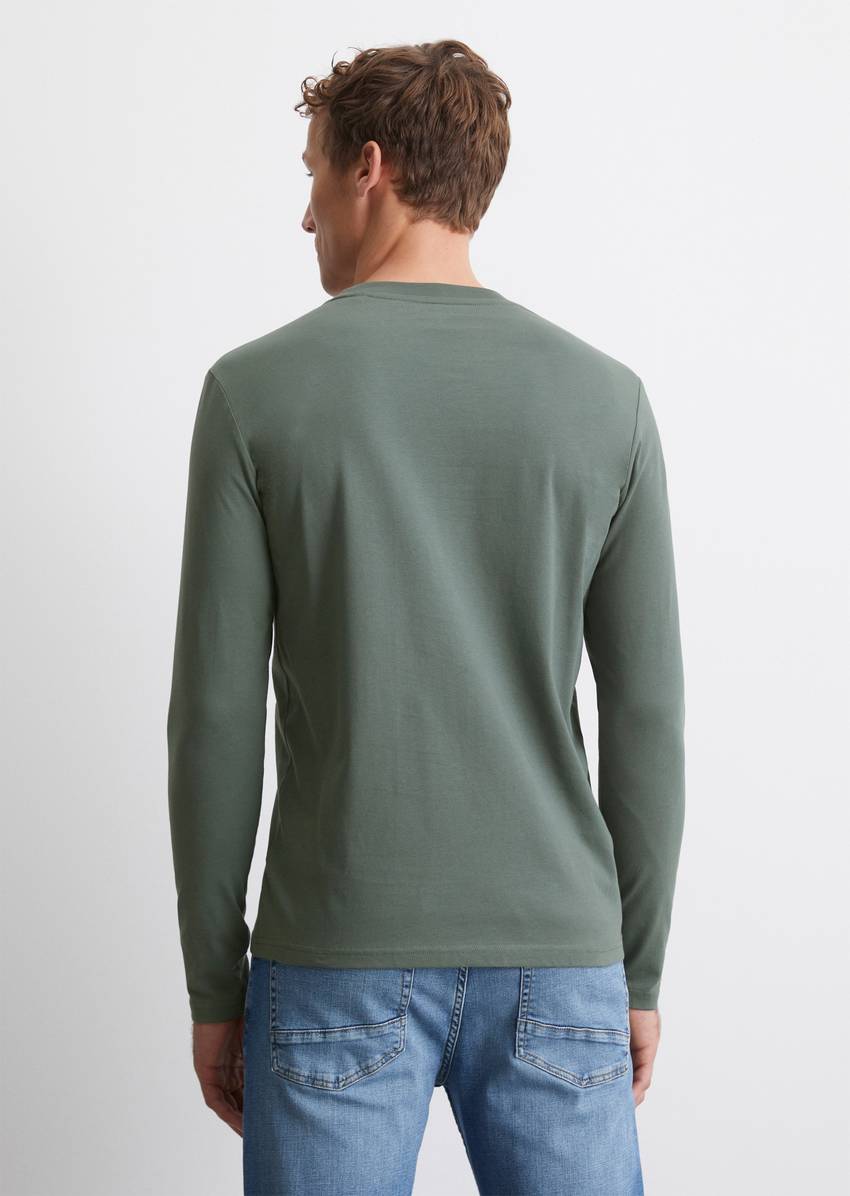Longsleeve shaped made of pure organic cotton