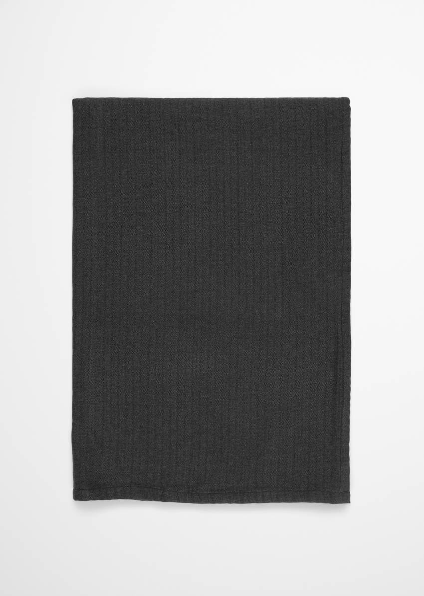 Plaid model Viggo made from a two-ply cotton blend