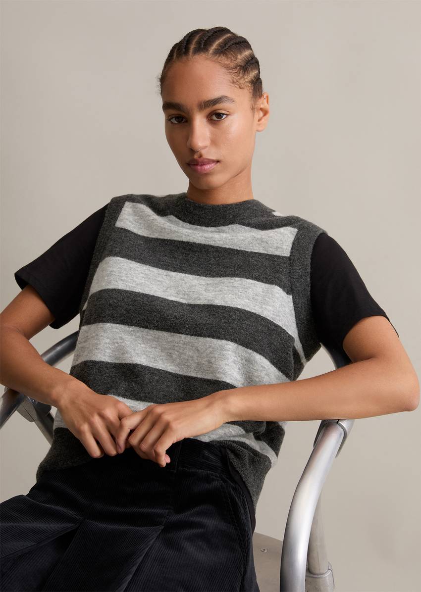 Regular striped sweater made from a soft virgin wool blend
