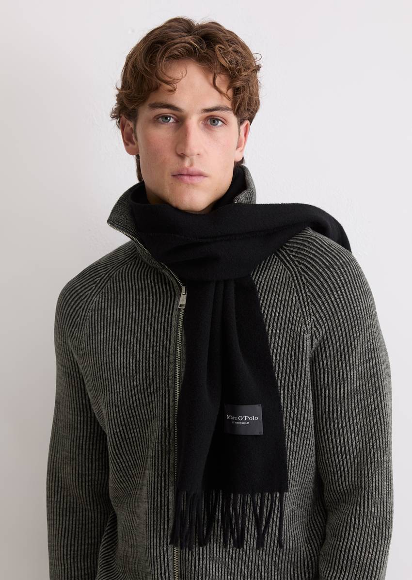 Fringed scarf made from soft new wool