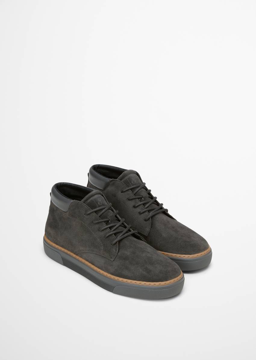 Desert boots made from soft suede cowhide