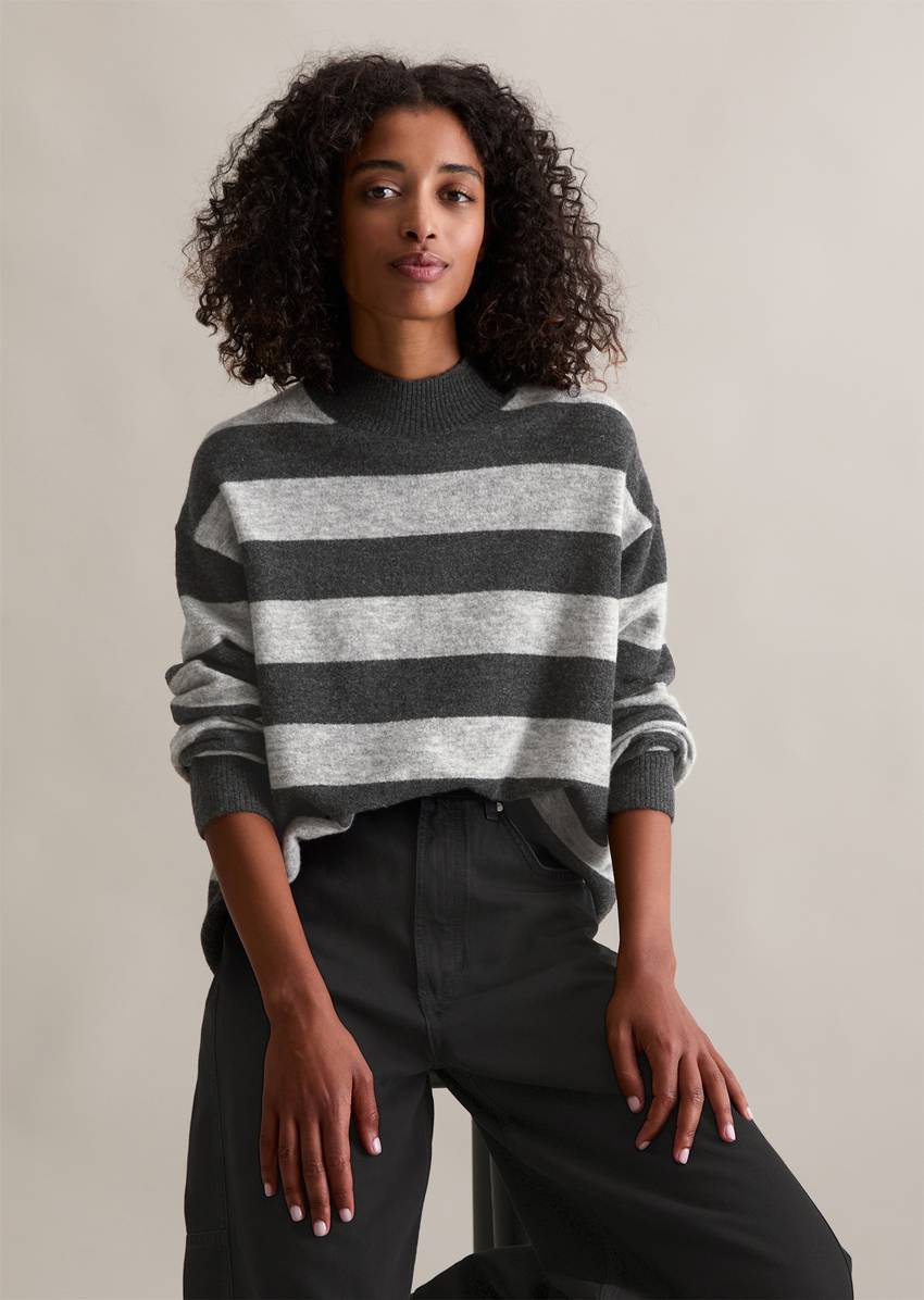 Striped knitted sweater regular made from a soft virgin wool blend