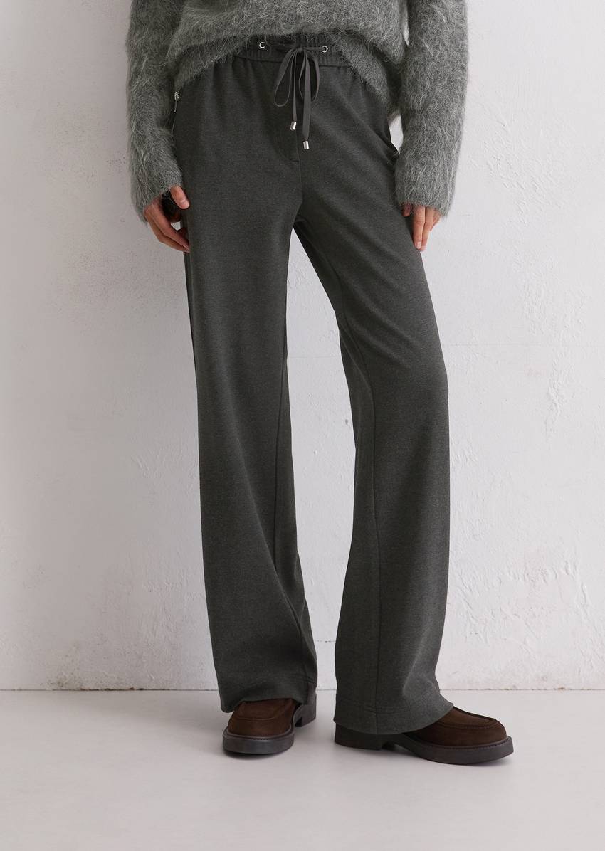 Twill jersey trousers wide made from an elastic viscose blend