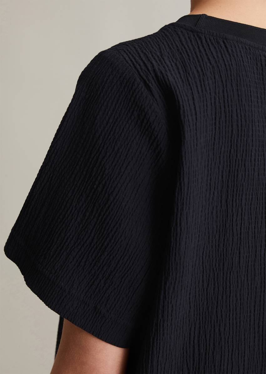 Relaxed crinkle dress in T-shirt style
