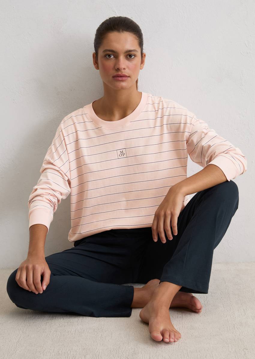 Lounge pyjama set made from soft organic cotton jersey