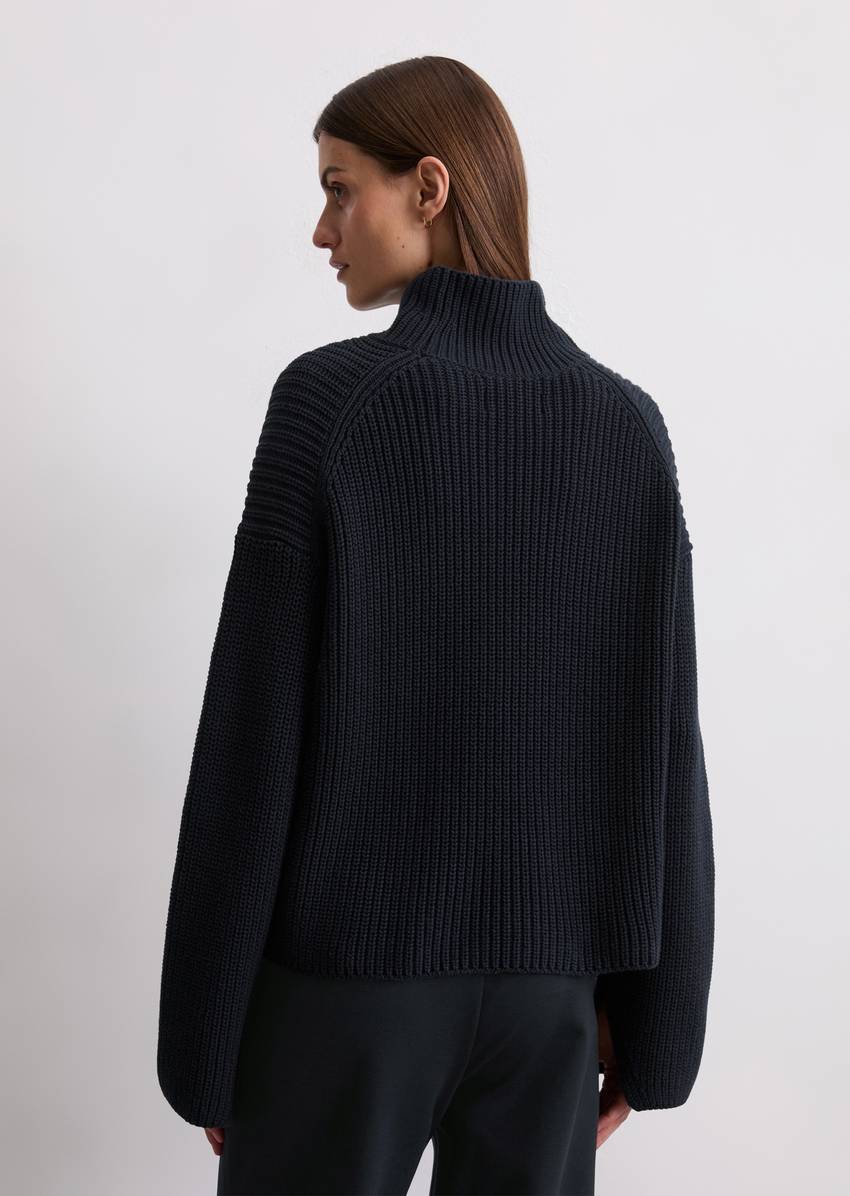 Knitted sweater Travel Collection made from heavy cotton yarn