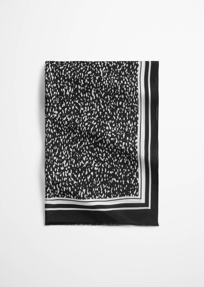 Scarf made from a modal-cupro mix