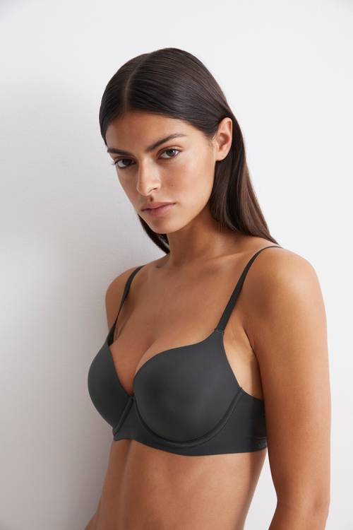 Soft bra with hangers