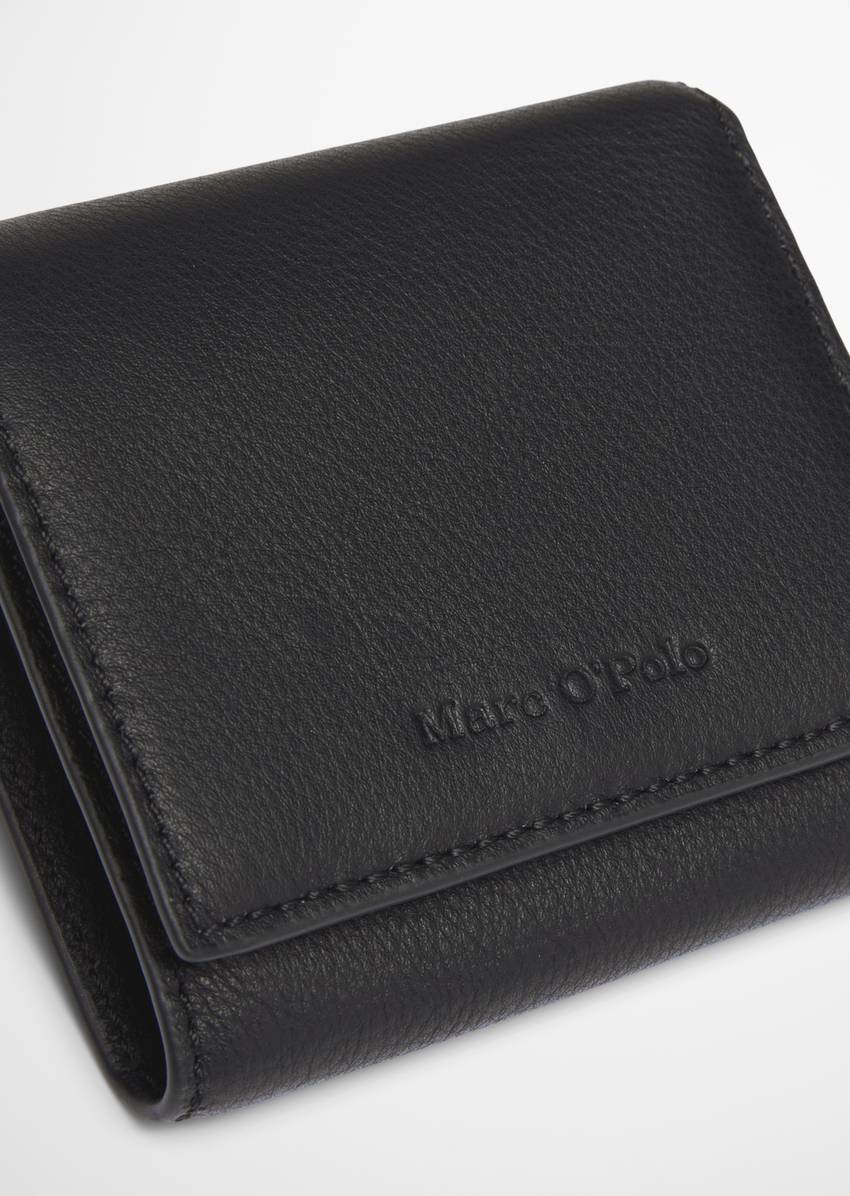 Combination wallet made from grained cowhide