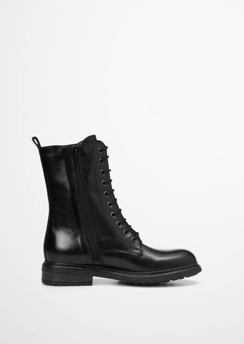 Lace-up boots with practical inside zipper