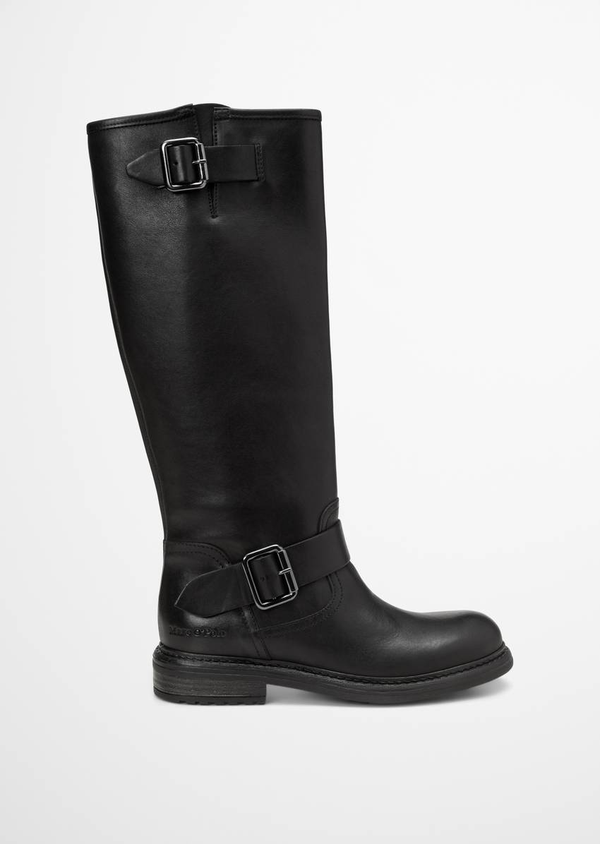 Long-shaft boots with two decorative straps