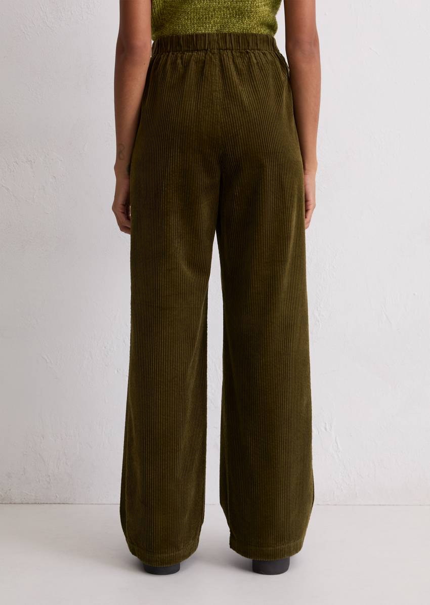 Relaxed corduroy trousers made from pure organic cotton