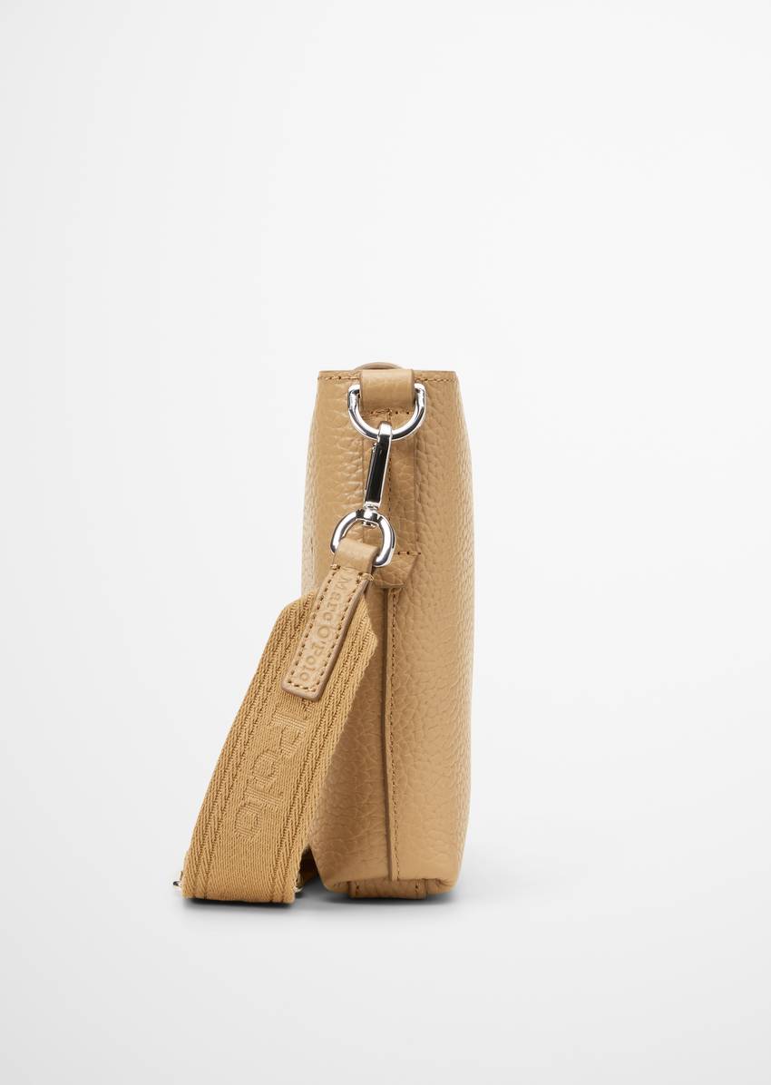 Smartphone case made from grained cowhide