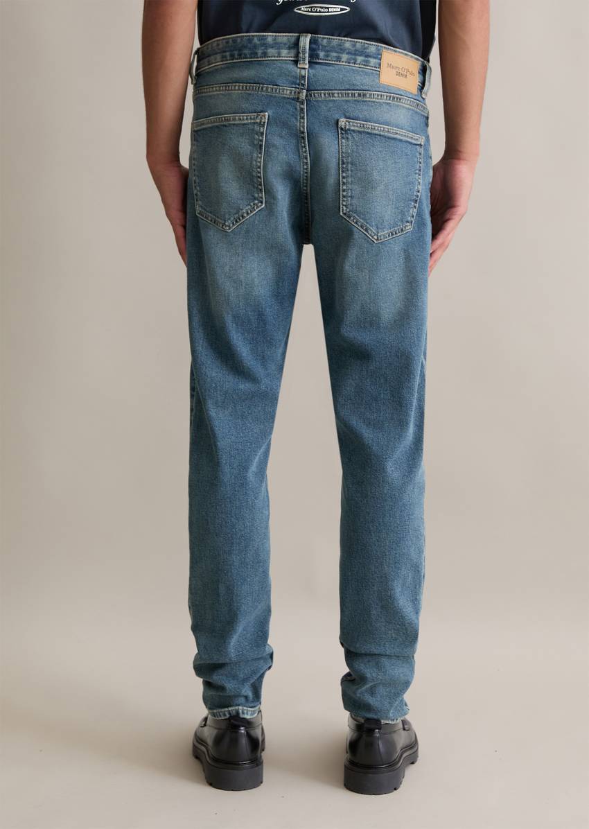 Jeans model Aric shaped made from an organic cotton blend
