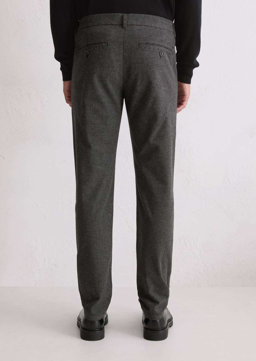 Chino model Stig shaped made from an organic cotton-lyocell mix