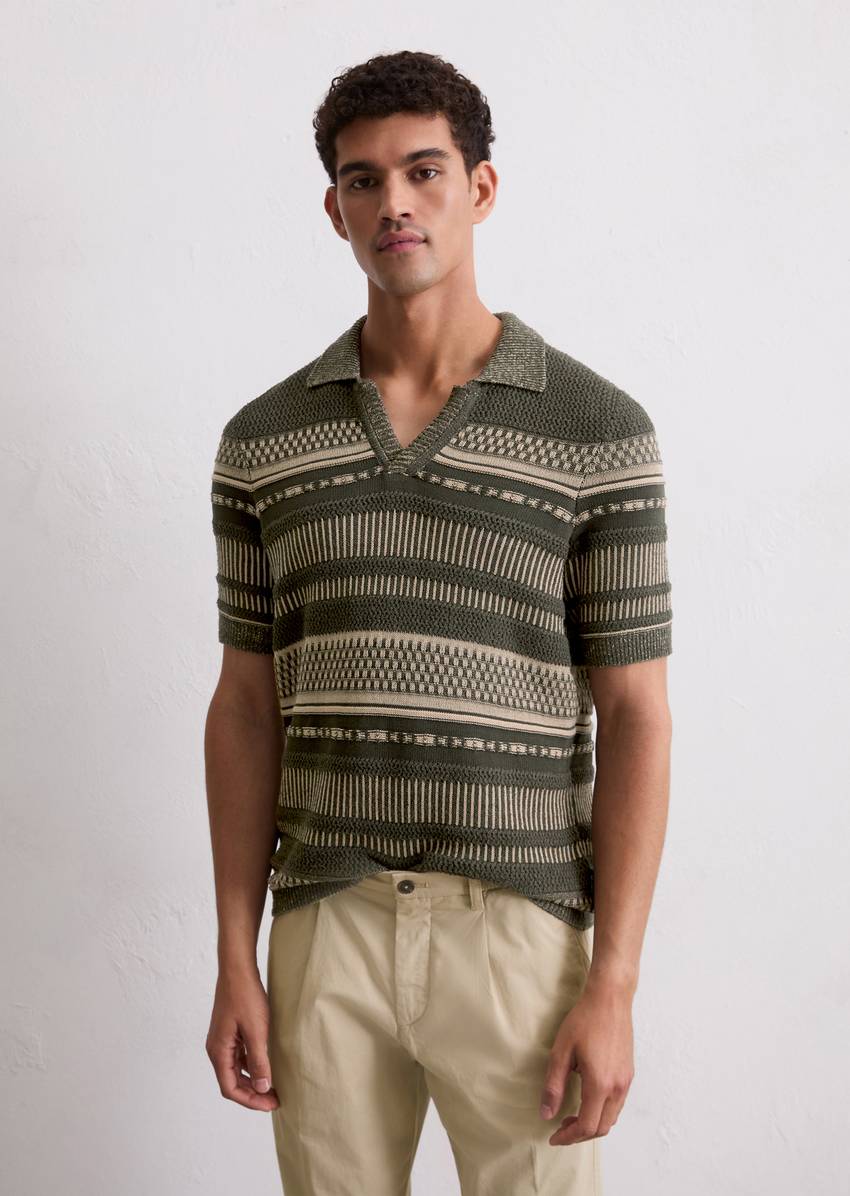 Short sleeve sweater with texture mix