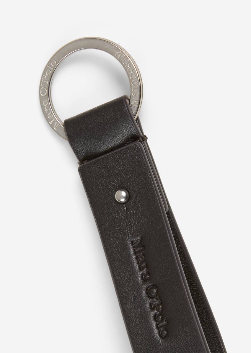 Key fob with elegant leather loop