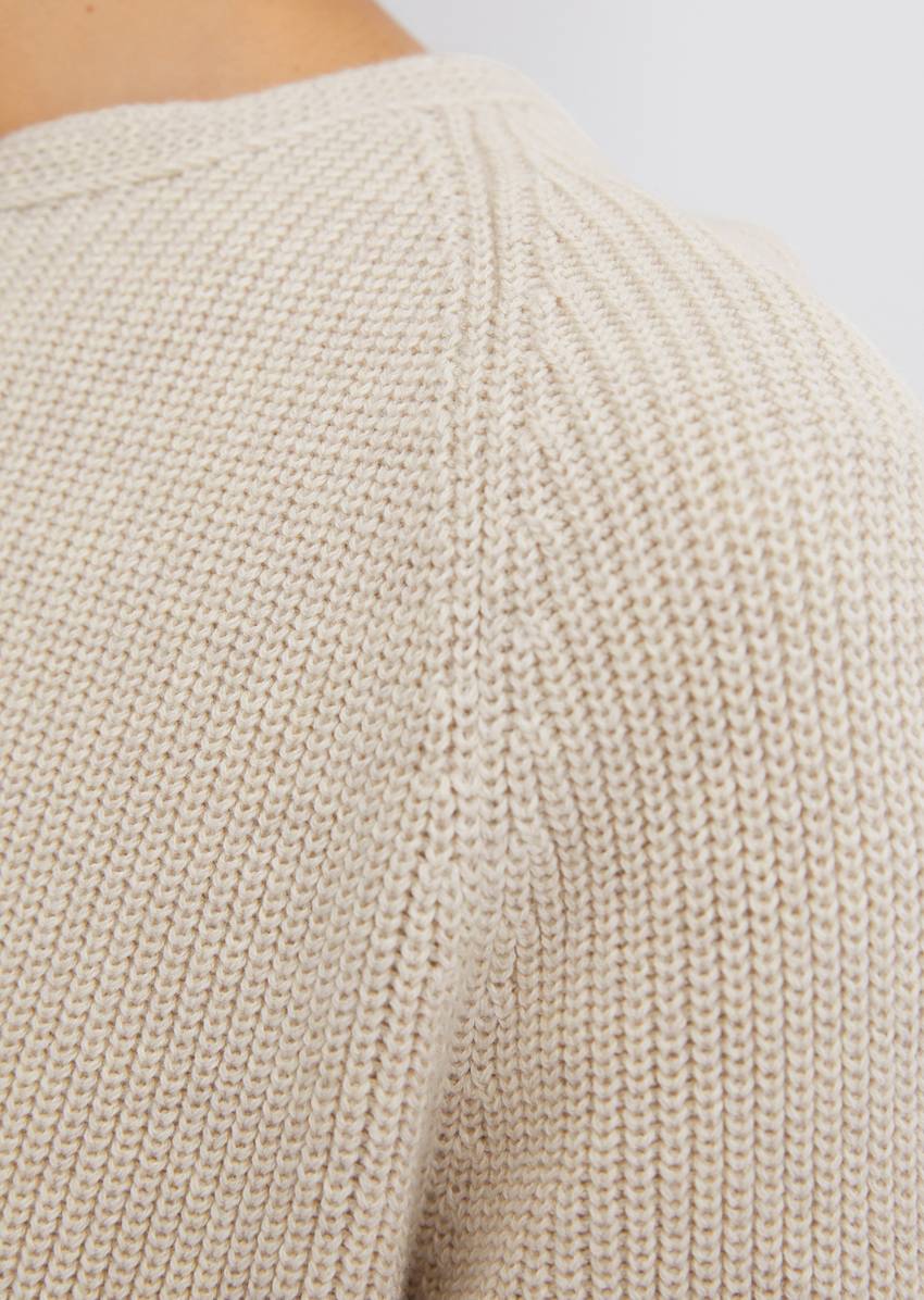 Round neck sweater loose Made of heavy-weight organic cotton