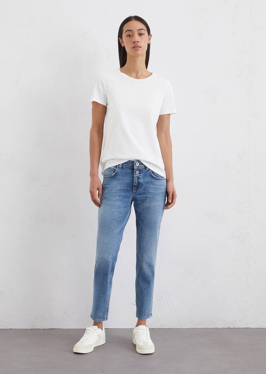 Round neck T-shirt, regular fit made from organic cotton singe jersey