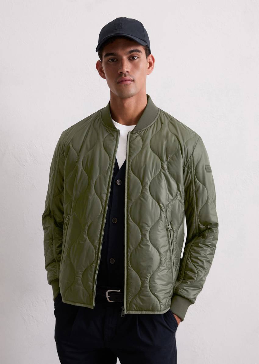 Quilted jacket regular made from recycled performance polyester