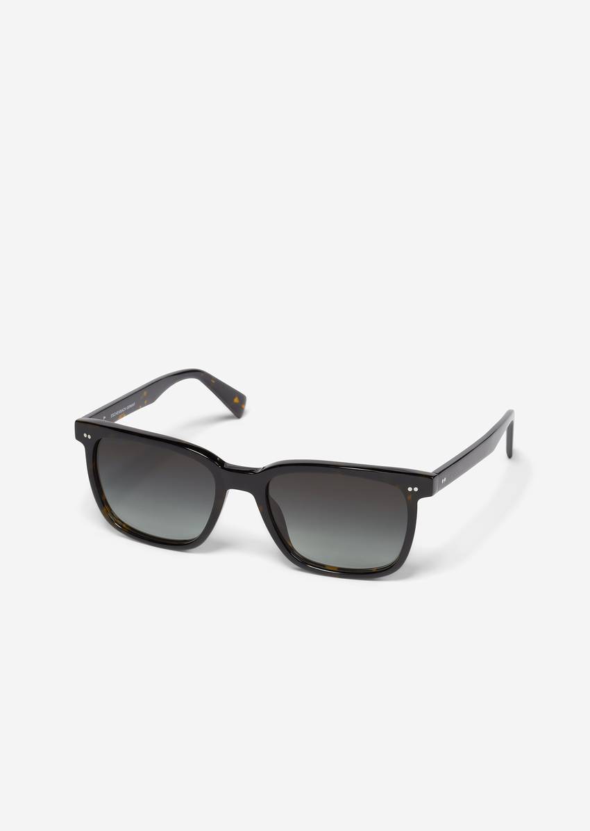 Men's sunglasses made from organic acetate