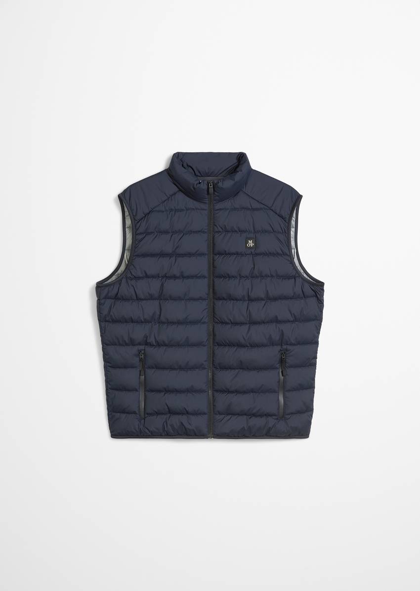 Regular quilted vest made from recycled quality
