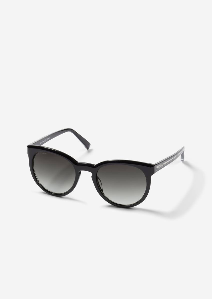 Women's sunglasses made from organic acetate
