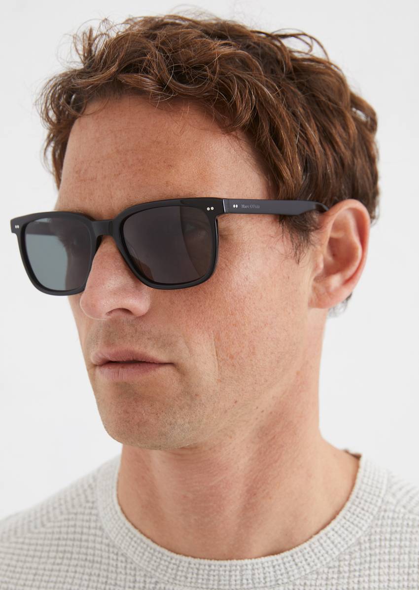 Men's sunglasses made from organic acetate