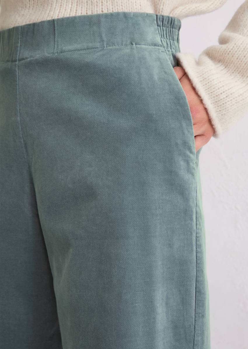 Velvet pants loose made from organic cotton stretch