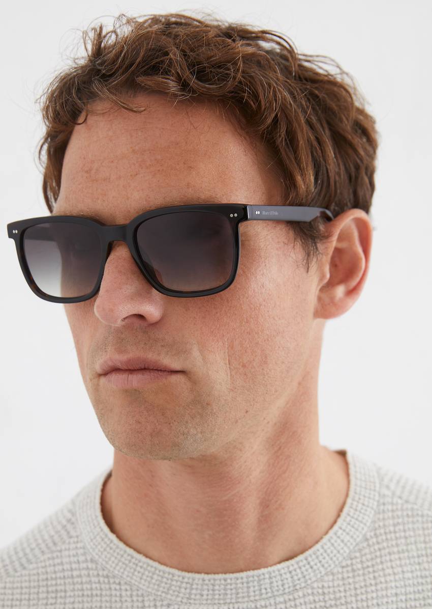 Men's sunglasses made from organic acetate