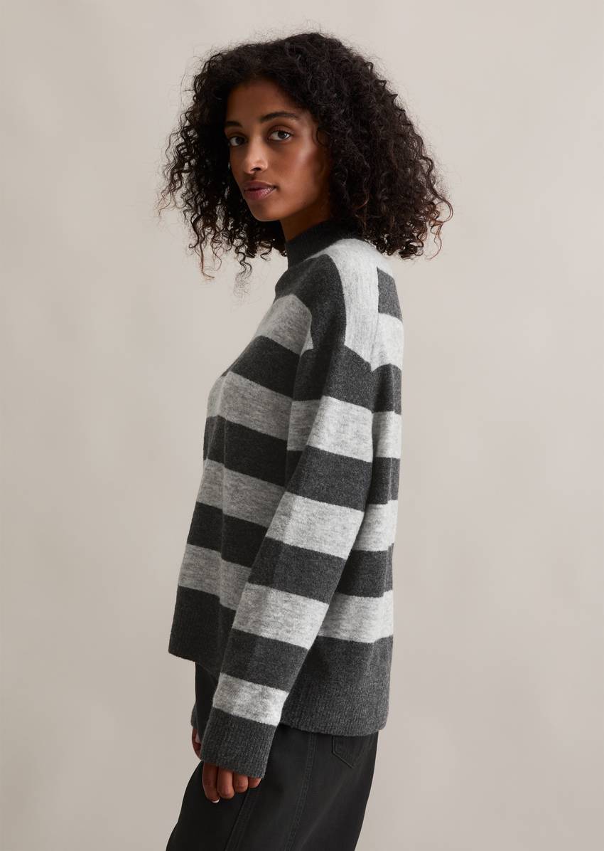 Striped knitted sweater regular made from a soft virgin wool blend