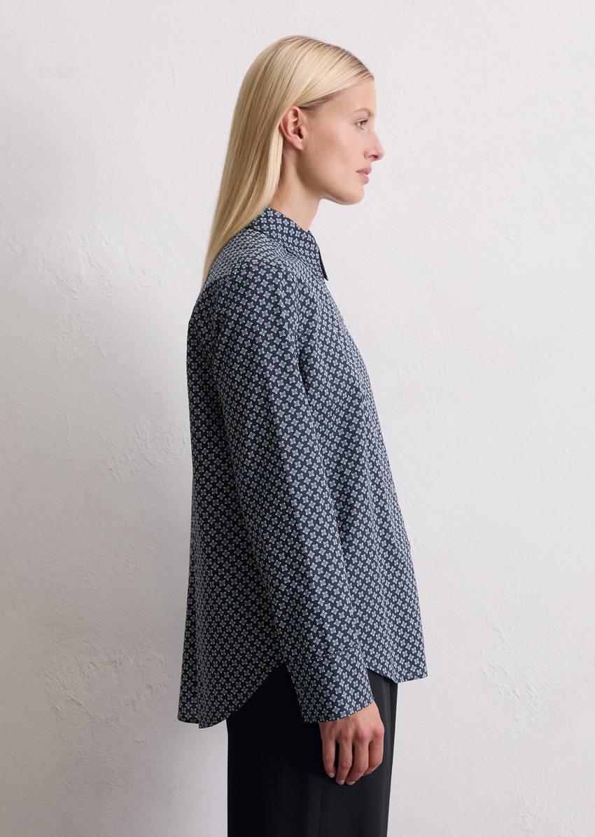 A-shape blouse made from papertouch poplin