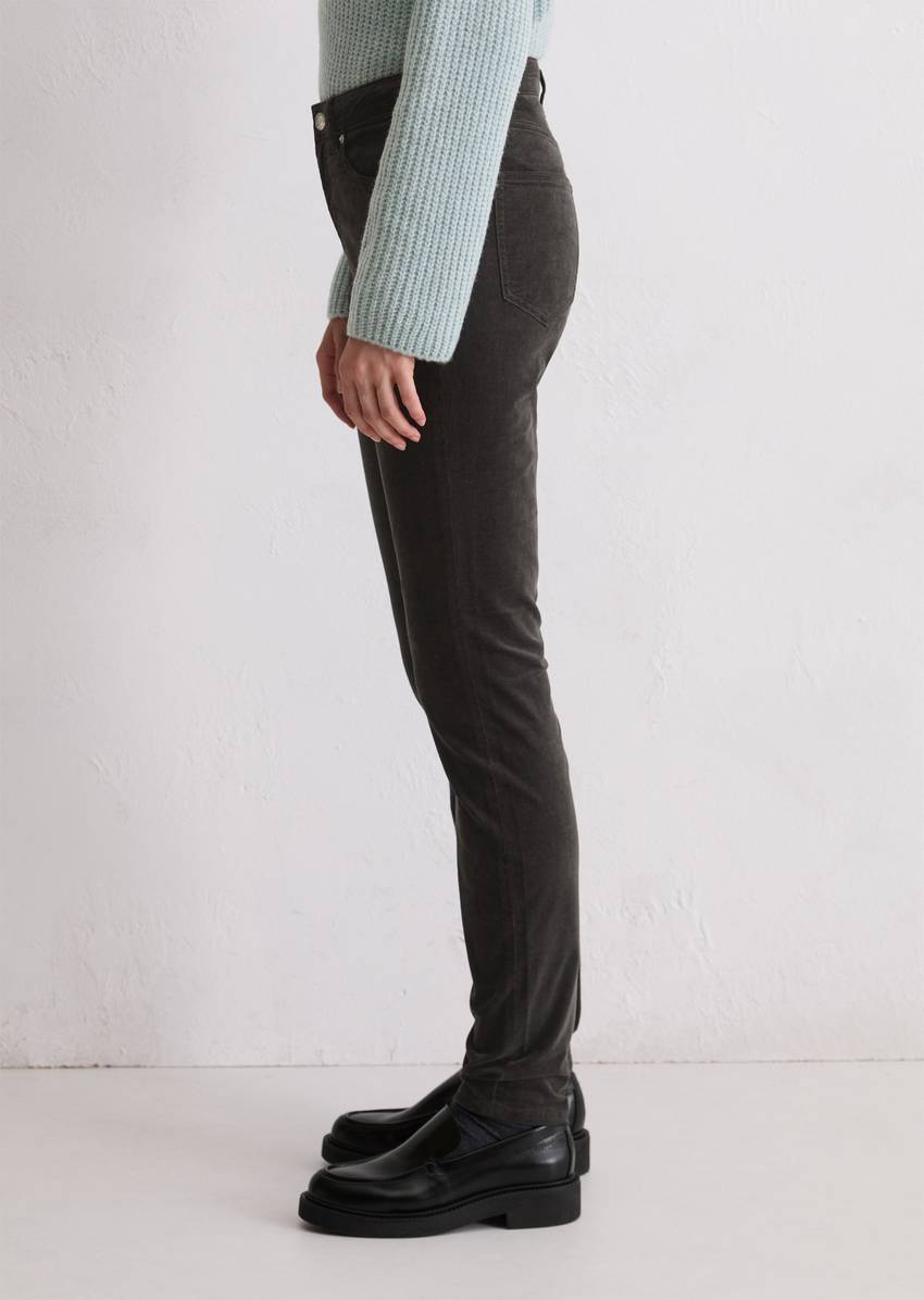 Velvet pants model Alkea slim made from an organic cotton stretch blend