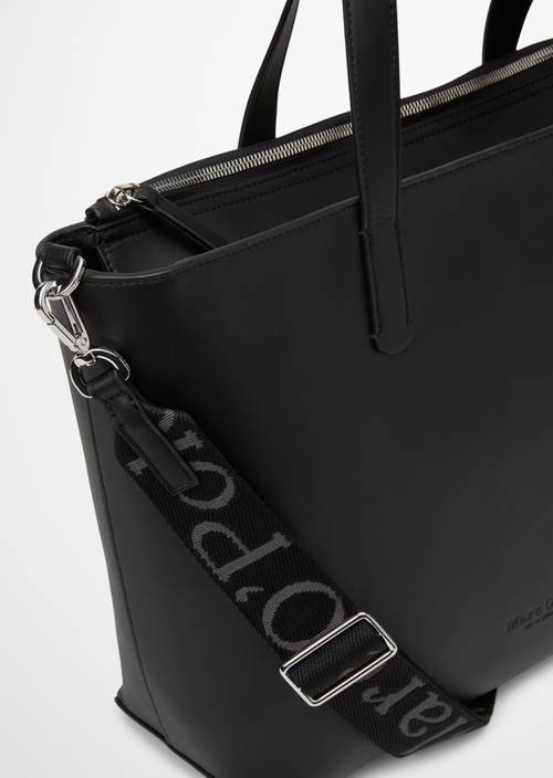 Shopper medium made from a leather alternative made from recycled polyester