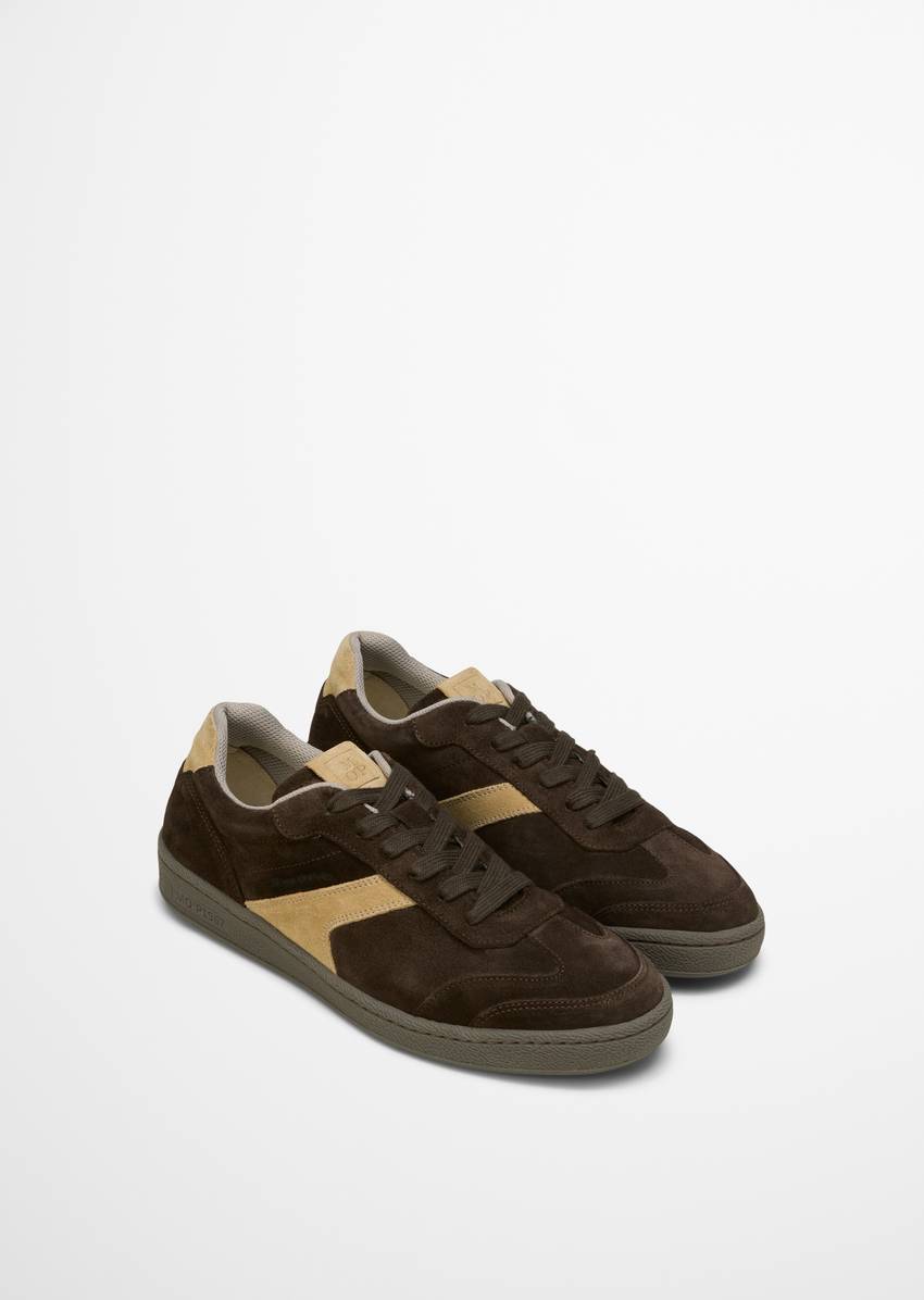 Court sneaker made from soft suede