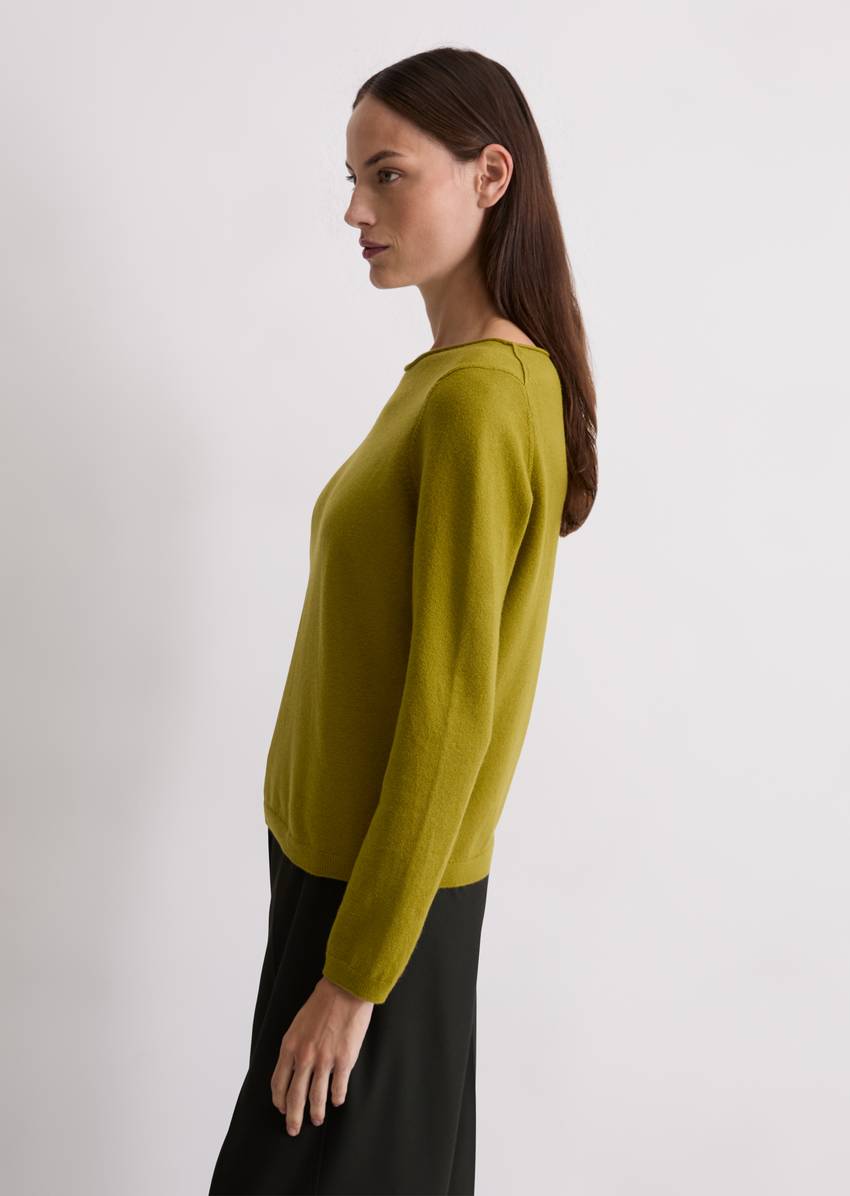 Basic knitted sweater regular made from a soft cotton/virgin wool blend