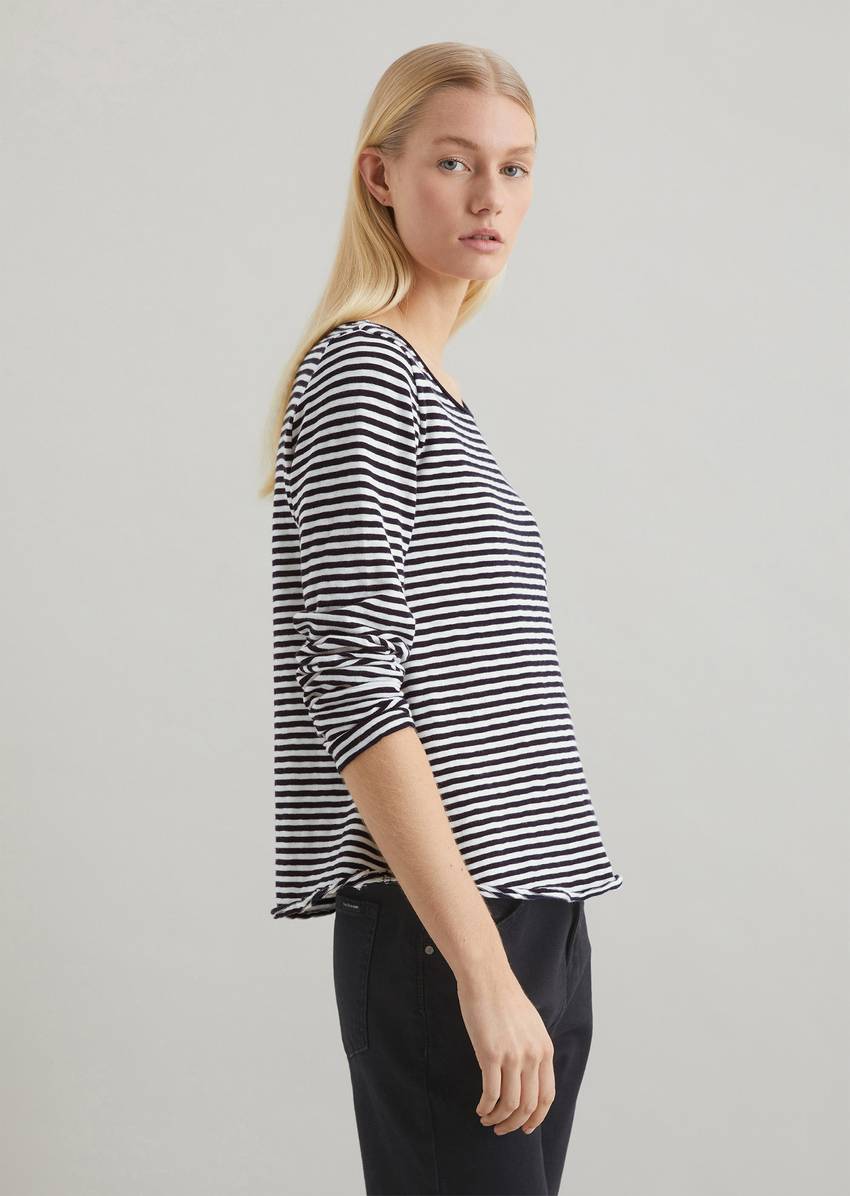 Long sleeve top made of organic cotton